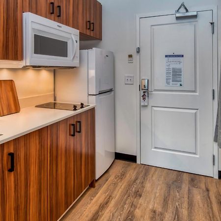 Uptown Suites Extended Stay Tampa Fl - Riverview Riverview  Exterior foto
